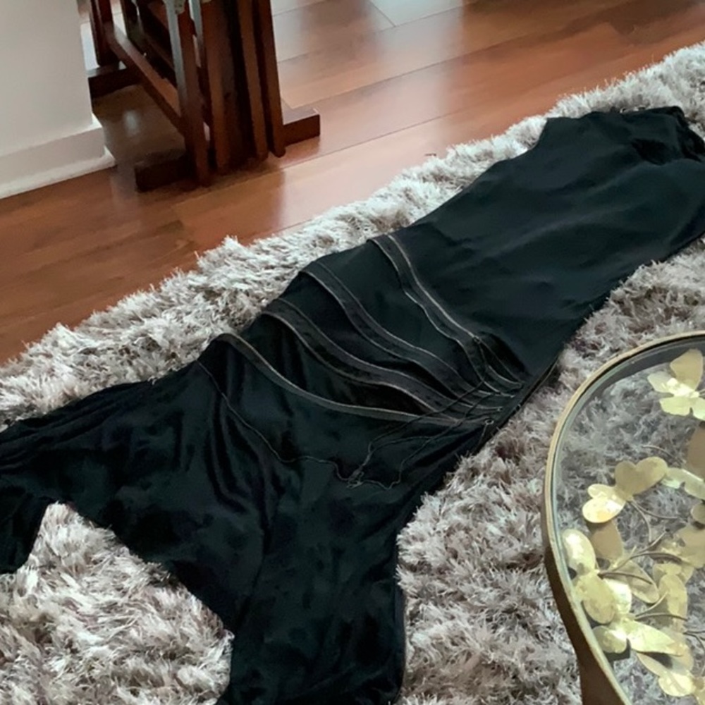 Black zipper maxi dress